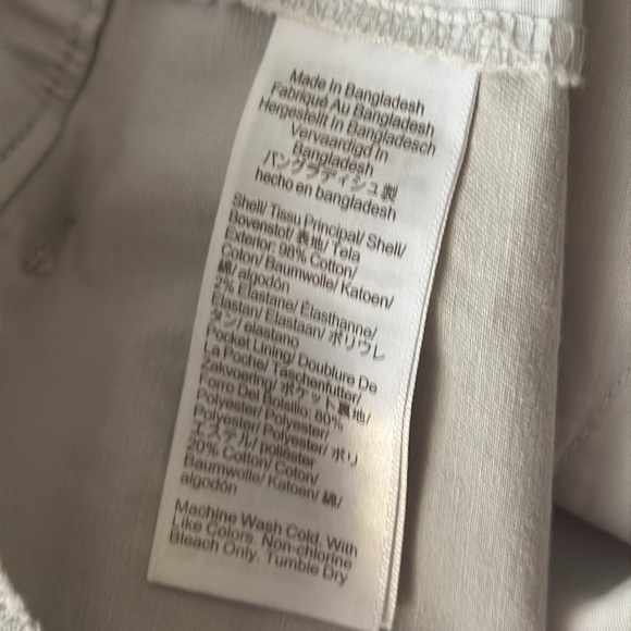 J. Crew Factory 9" Frankie Bermuda Chino Short in Oyster Grey Size 14 NWT - Picture 6 of 6